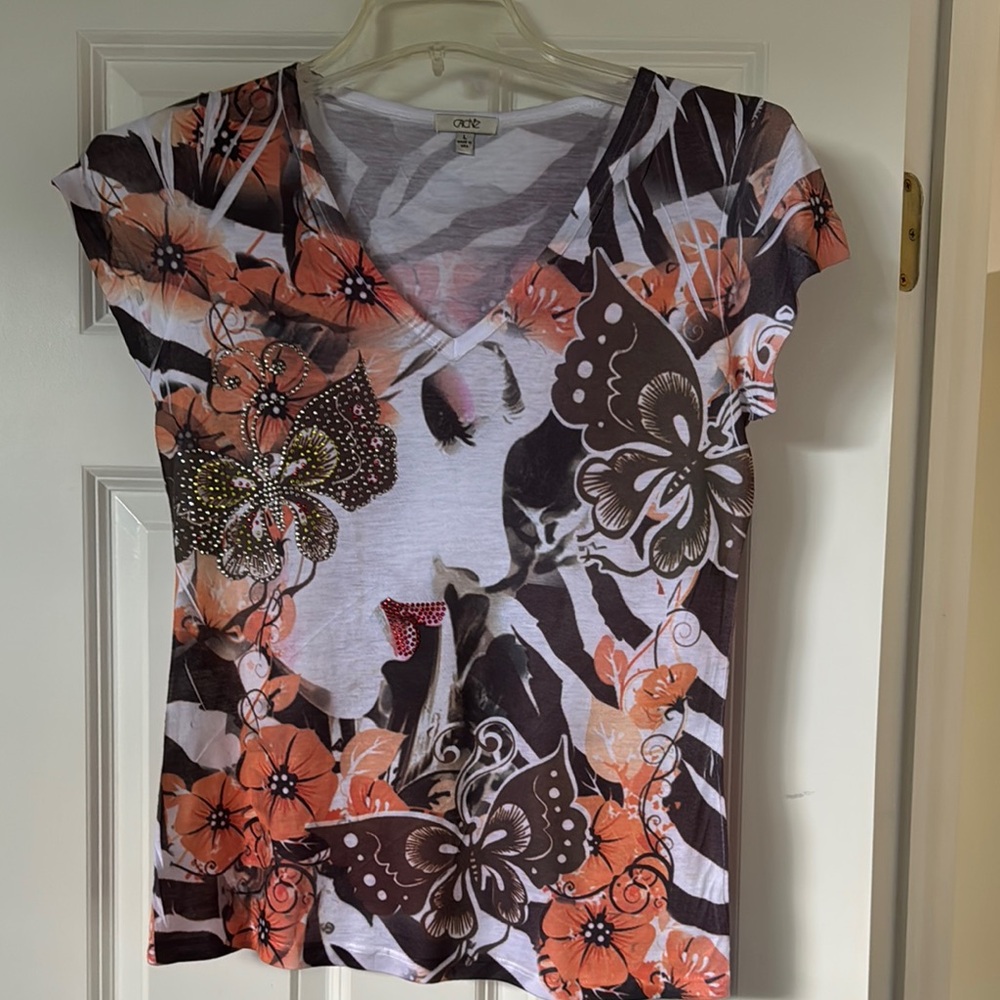 Cache Pink and White Fitted Graphic Tee